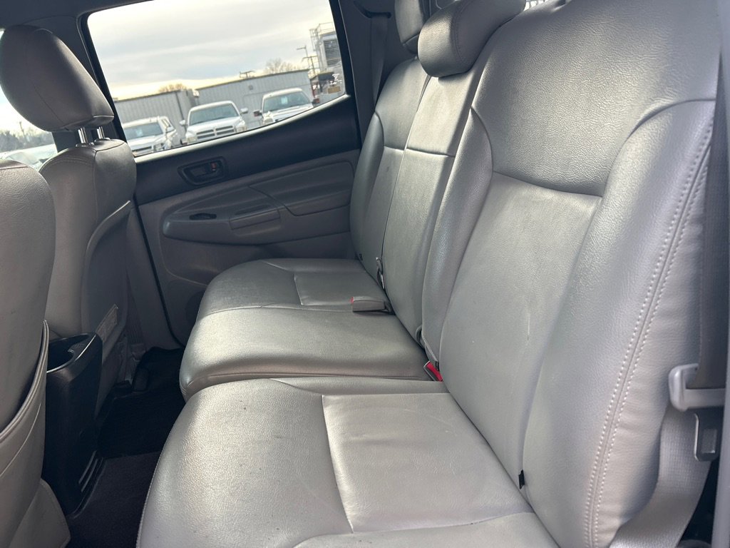 Used 2013 Toyota Tacoma PreRunner w/ SR5 Pkg image 12