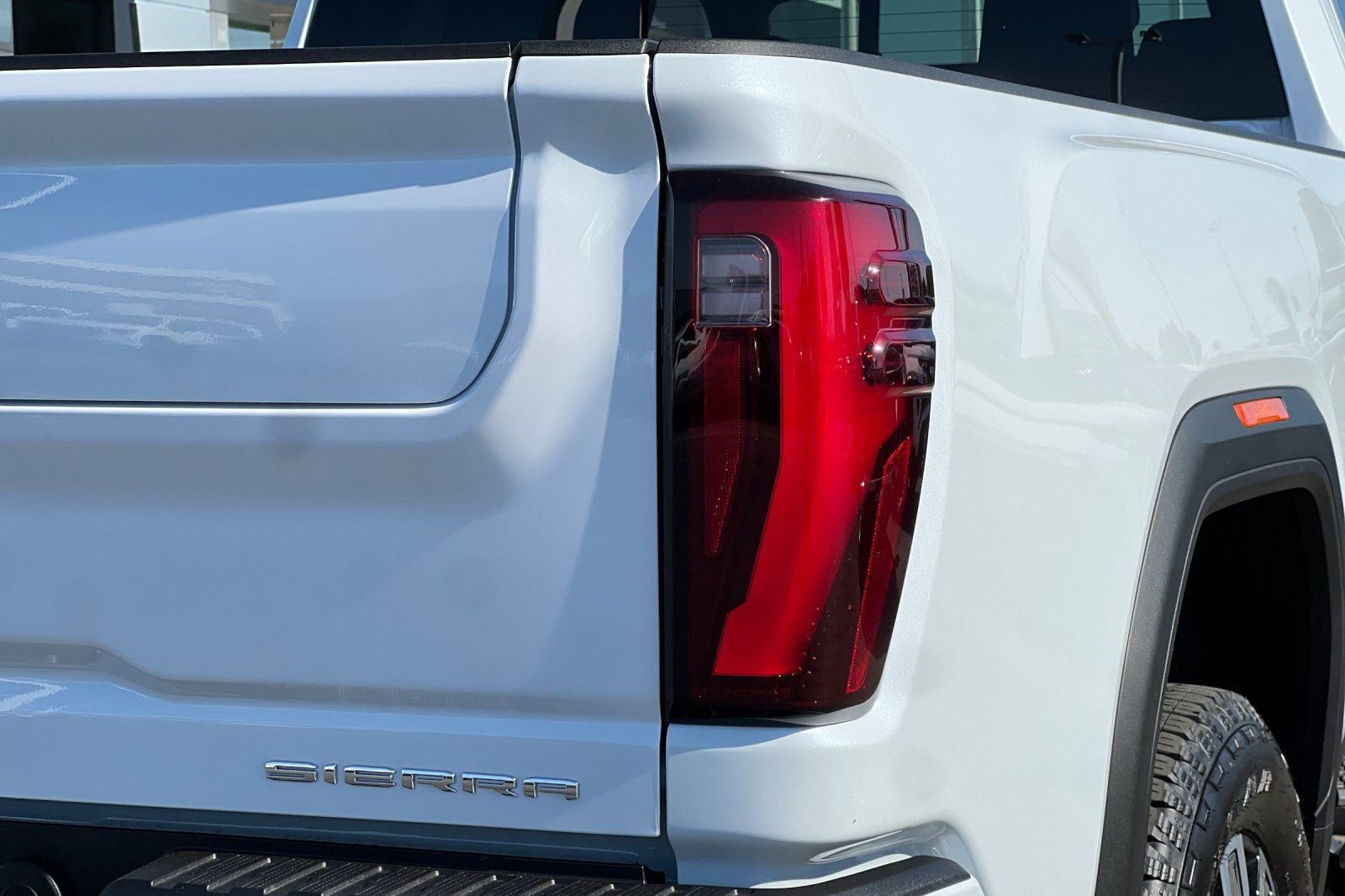 New 2026 GMC Sierra 2500 Denali w/ Denali Reserve Package AWD/4WD image 7