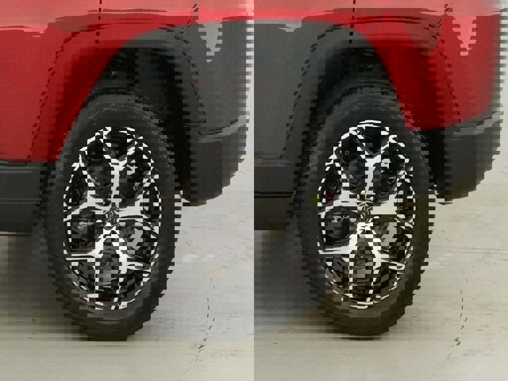 New 2026 Jeep Compass Limited image 38