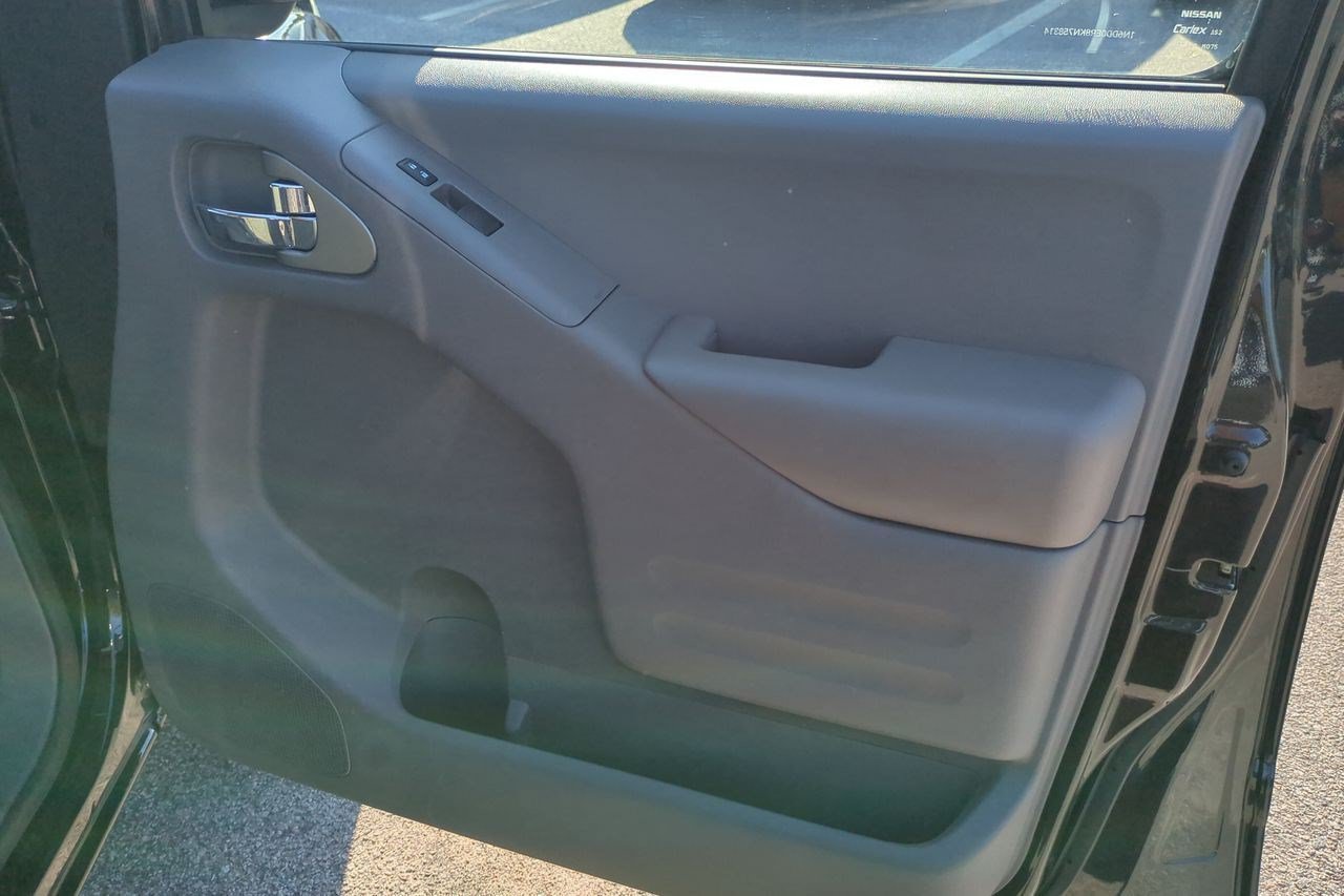 Used 2019 Nissan Frontier SV w/ Value Truck Package RWD image 37