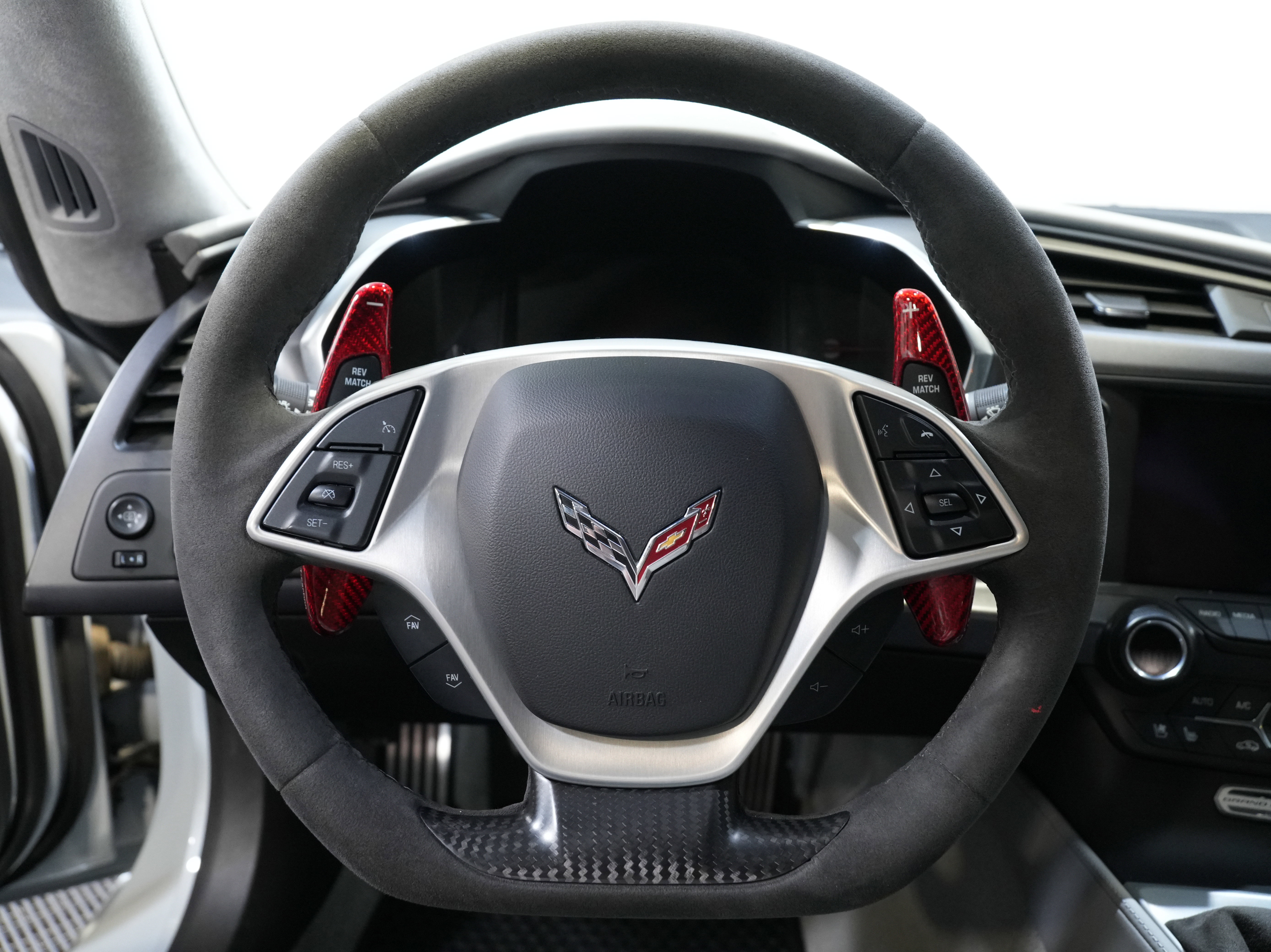 Used 2018 Chevrolet Corvette Grand Sport RWD image 35