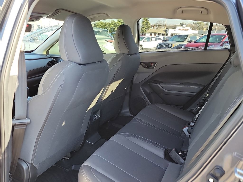 Used 2025 Subaru Crosstrek 2.0i Premium w/ Popular Package #4 image 9