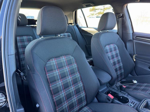 Used 2017 Volkswagen GTI S image 19