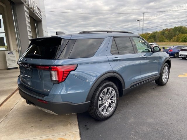 New 2026 Ford Explorer Active image 3