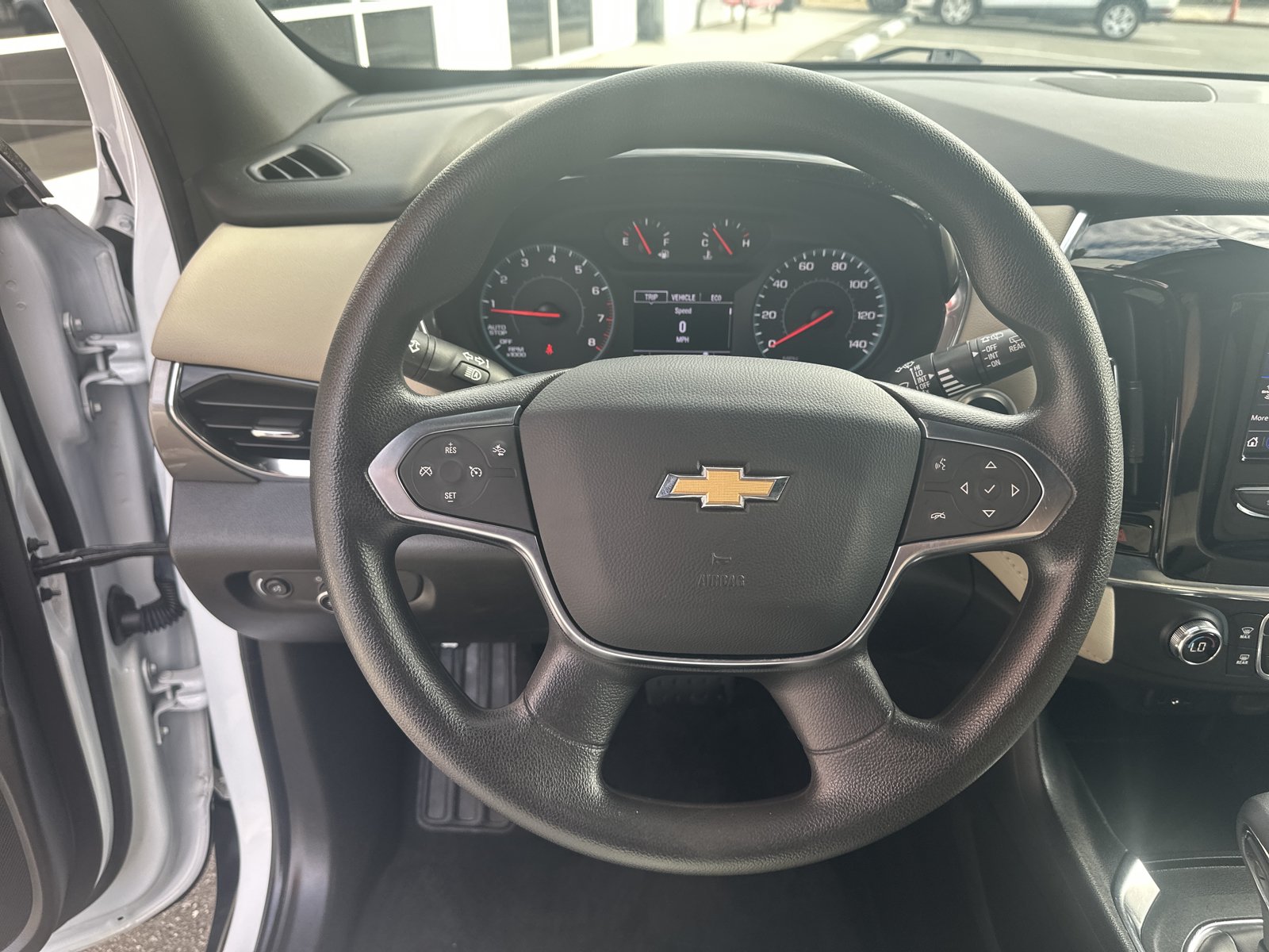 Used 2023 Chevrolet Traverse LS w/ Safety Package AWD/4WD image 11