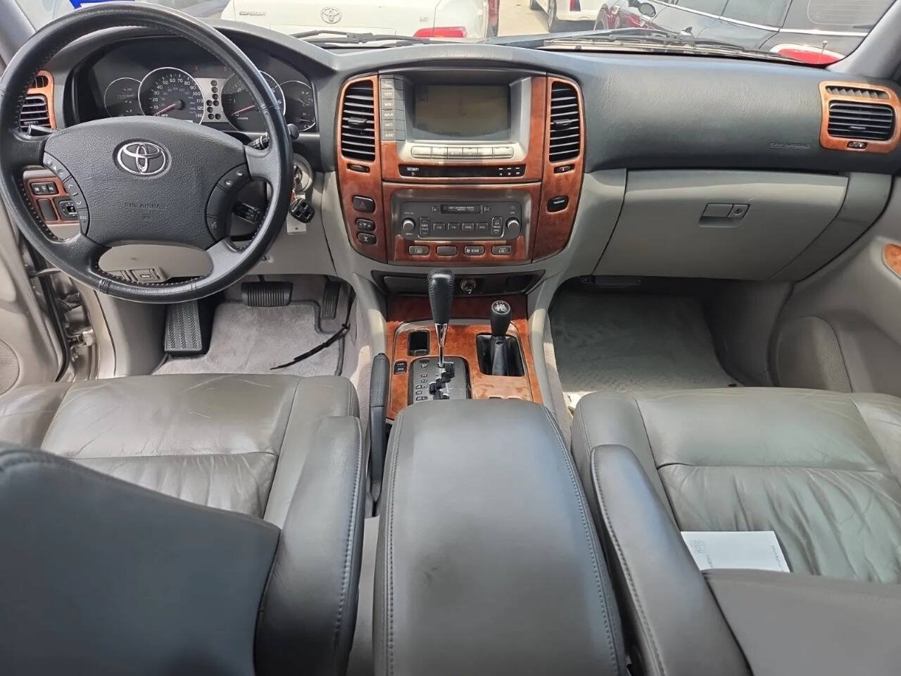 Used 2004 Toyota Land Cruiser AWD/4WD image 3
