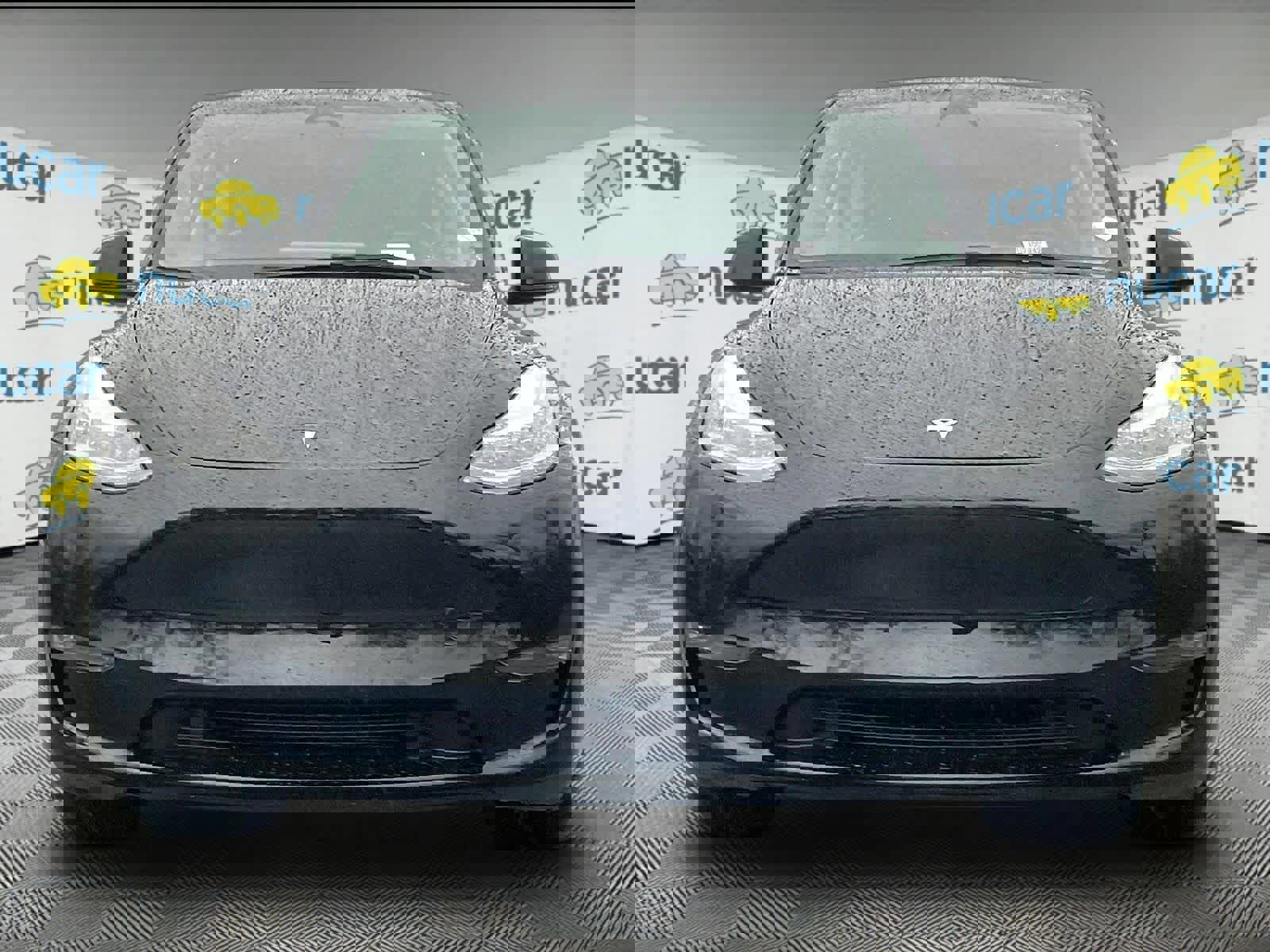 Used 2023 Tesla Model Y Long Range AWD/4WD image 2