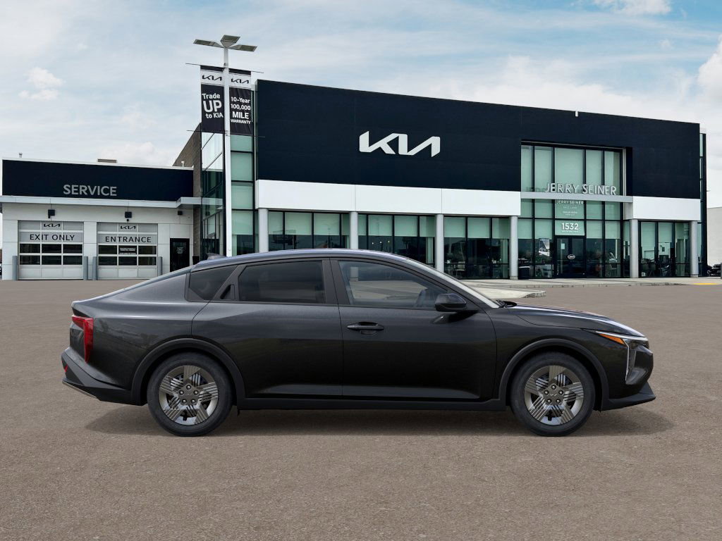New 2026 Kia K4 LX image 8