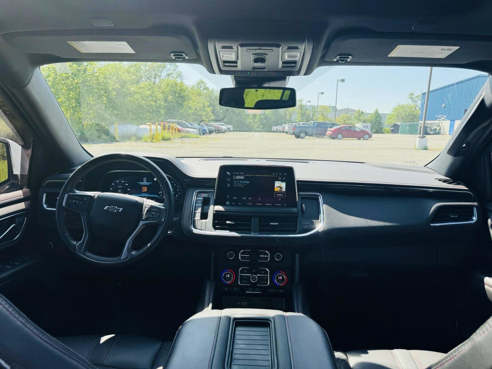 Used 2023 Chevrolet Suburban RST image 35