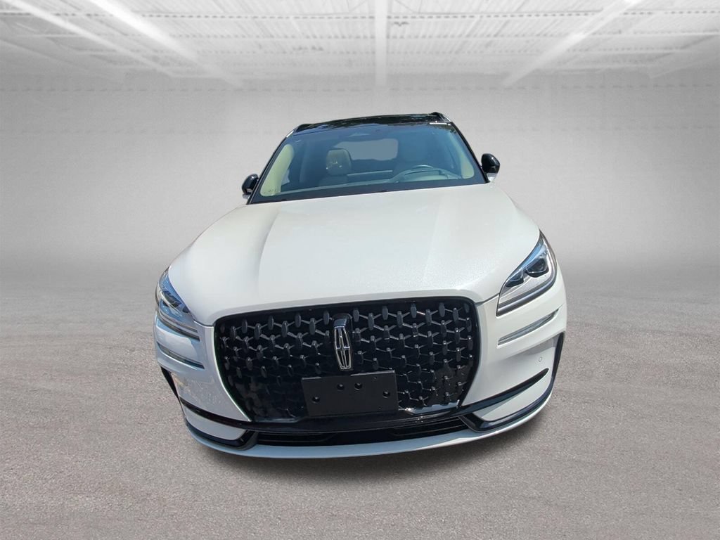 Used 2025 Lincoln Corsair Grand Touring w/ Equipment Group 302A AWD/4WD image 28