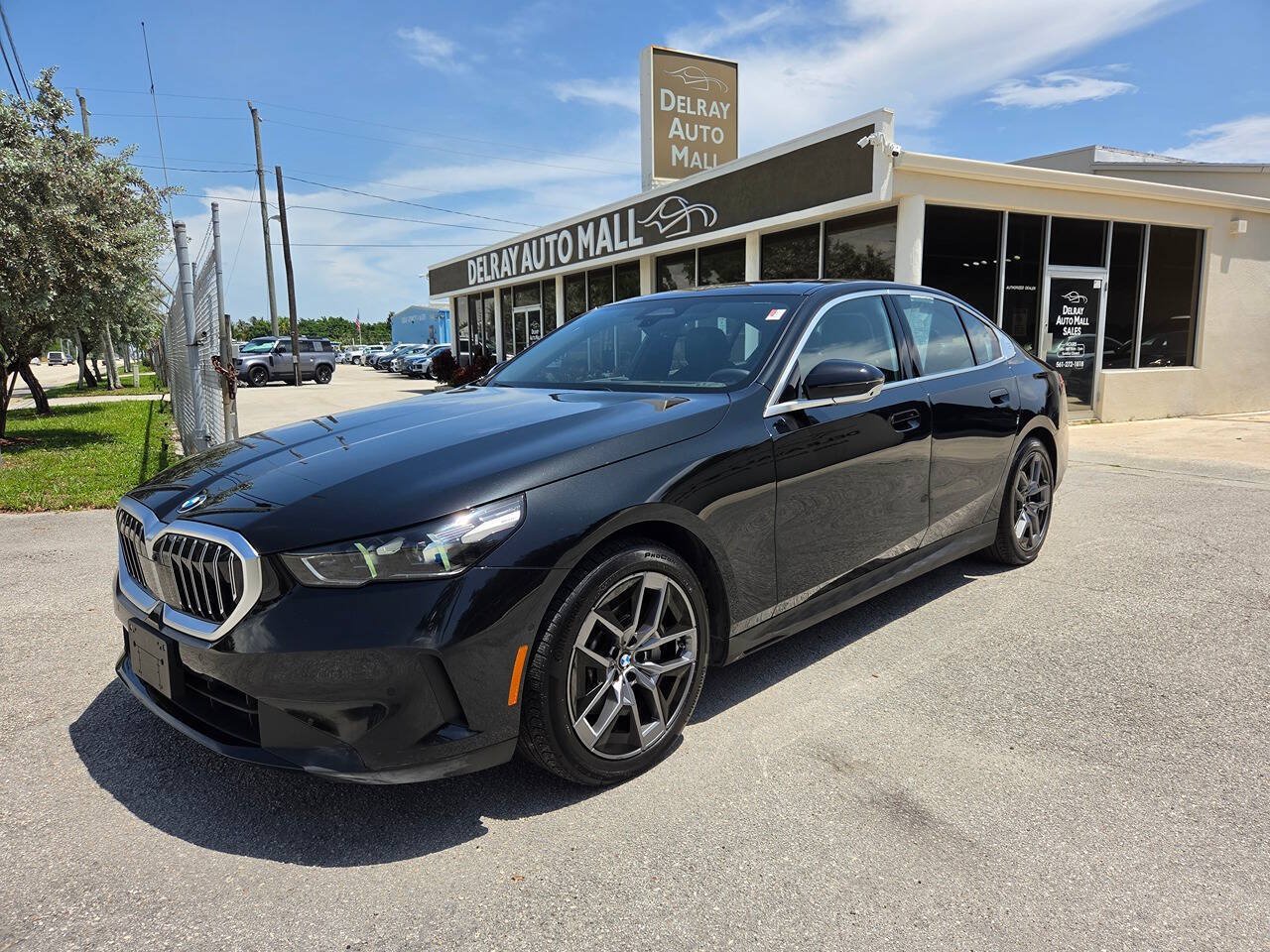 Used 2026 BMW 530i xDrive AWD/4WD video 1