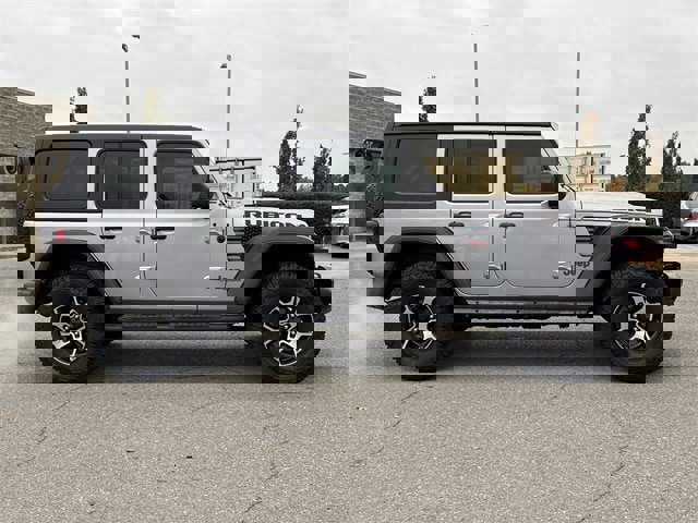 Used 2020 Jeep Wrangler Unlimited Rubicon image 2