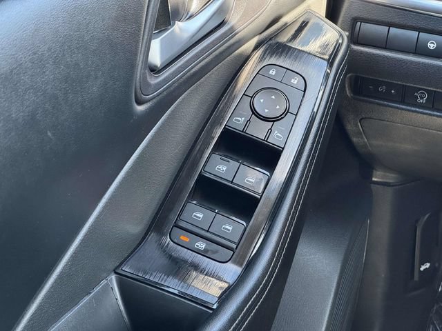 Used 2024 Nissan Rogue SV FWD image 21