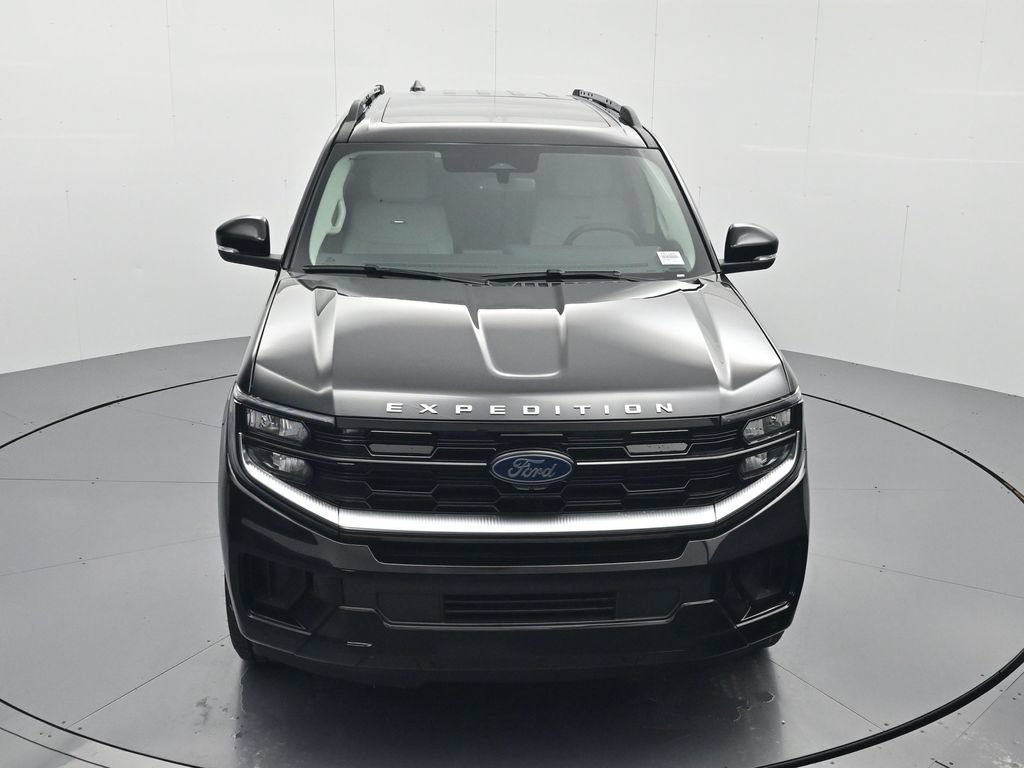 New 2026 Ford Expedition Platinum w/ Driver's Package AWD/4WD image 11