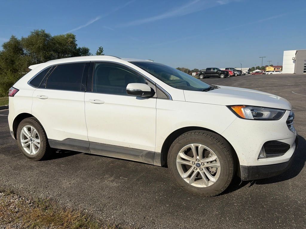 Used 2019 Ford Edge SEL w/ Equipment Group 201A AWD/4WD image 3