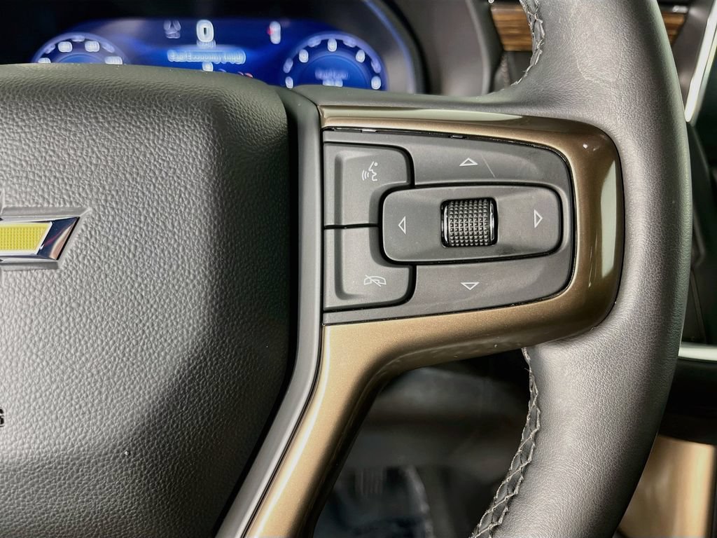 Used 2023 Chevrolet Tahoe High Country AWD/4WD image 17