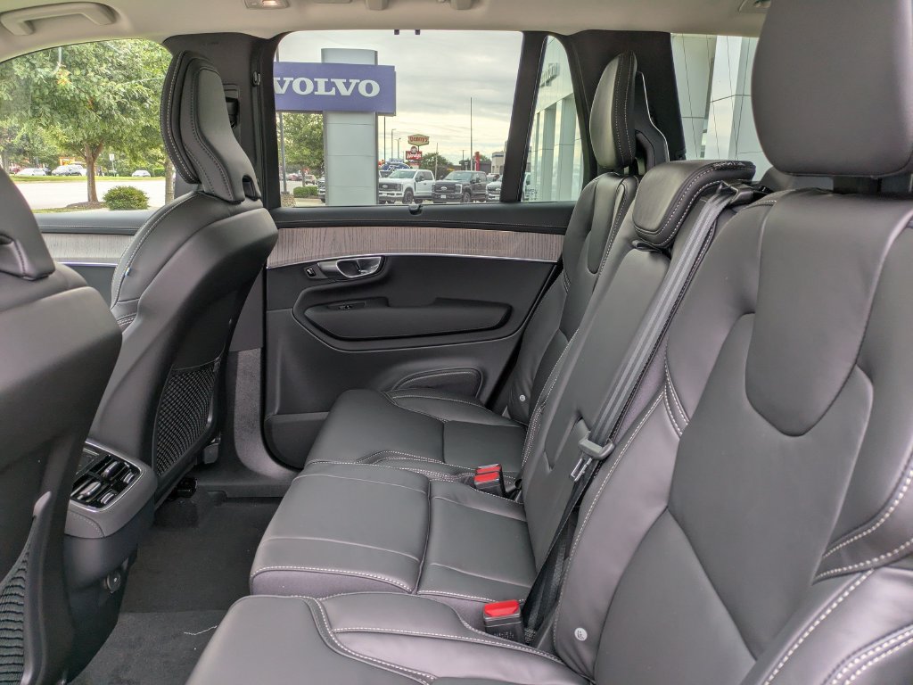 New 2027 Volvo XC90 B6 Ultra AWD/4WD image 13