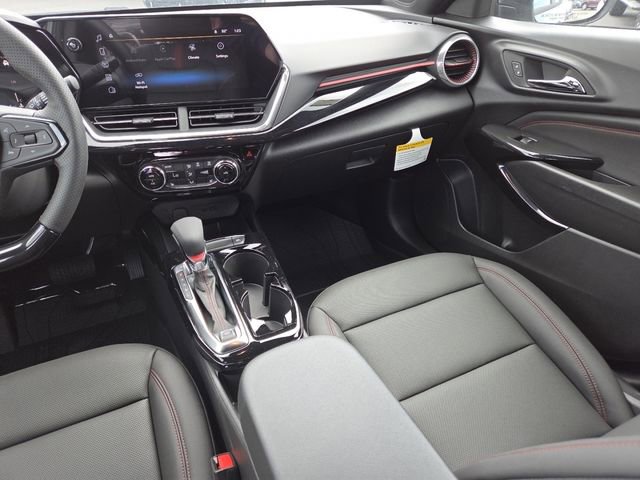 New 2026 Chevrolet Trax RS w/ Driver Confidence Package FWD image 30