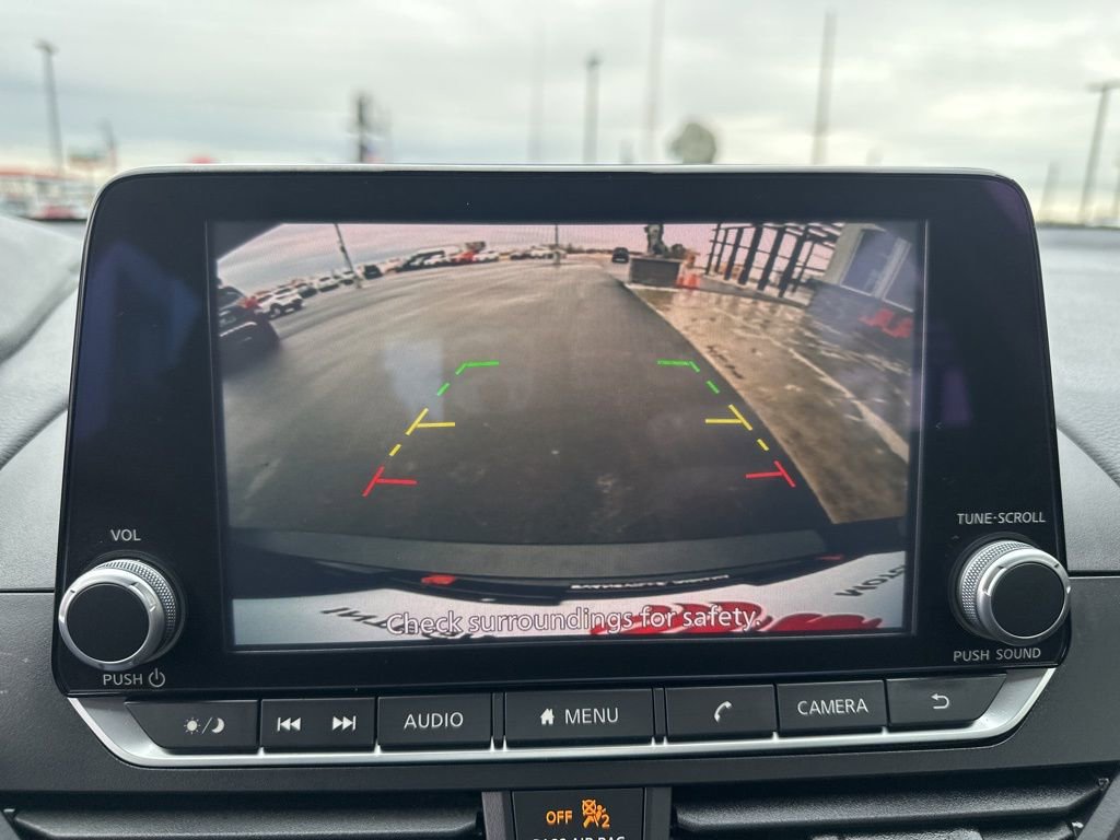 Used 2024 Nissan Altima 2.5 SV FWD image 20