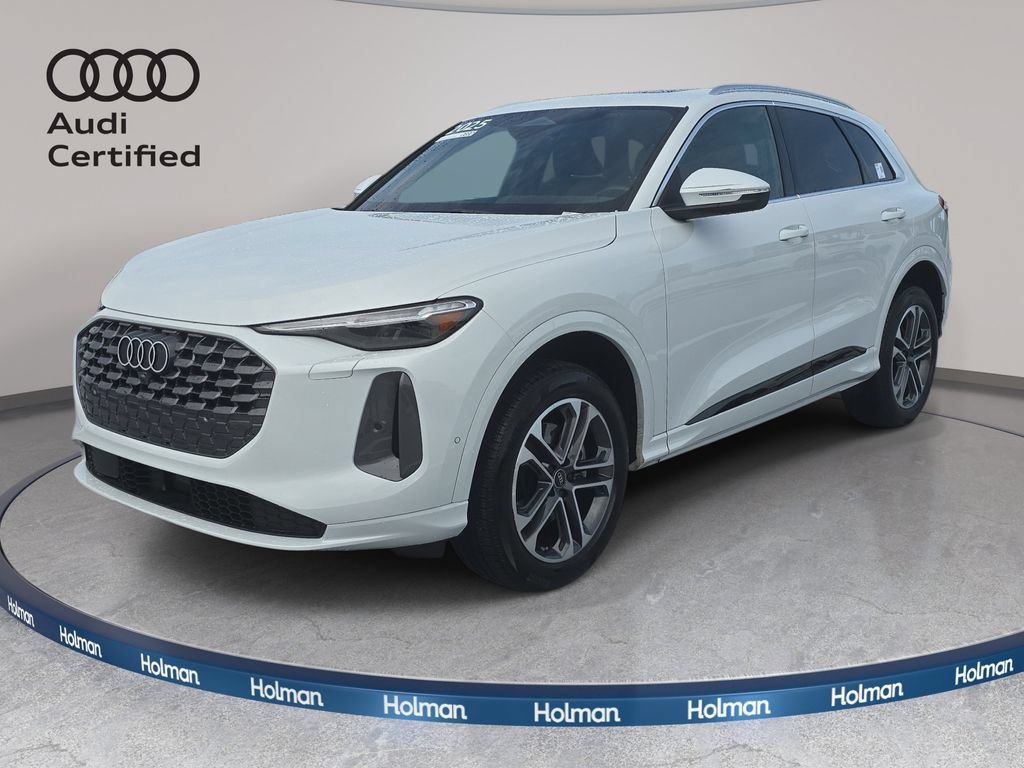 Certified 2025 Audi Q5 Premium w/ Premium Plus
