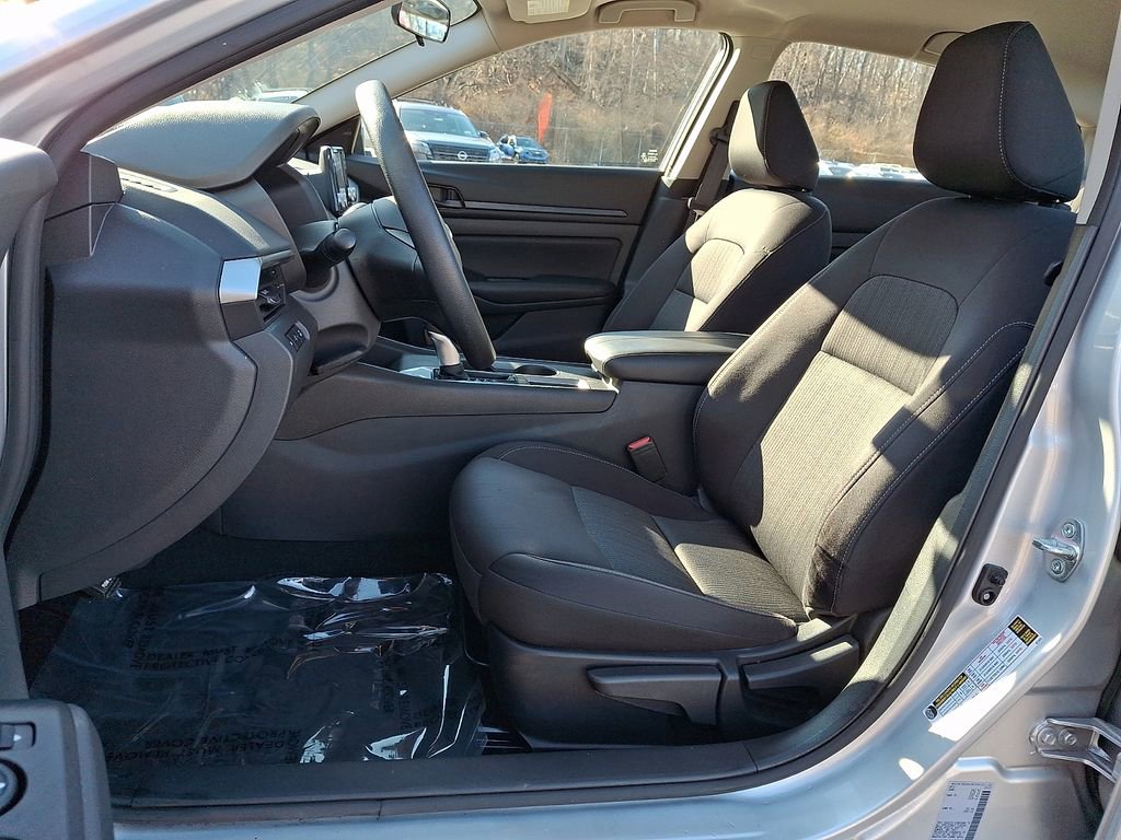 Used 2024 Nissan Altima 2.5 S image 14