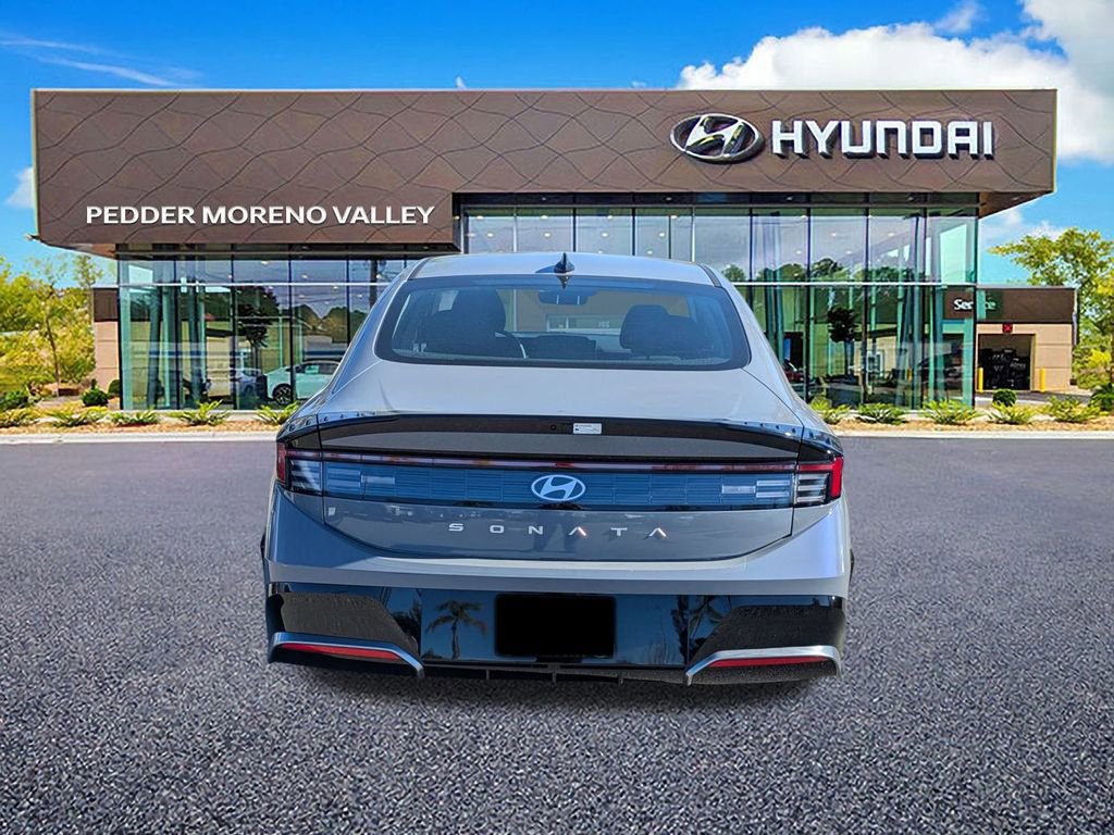 New 2025 Hyundai Sonata SEL image 4