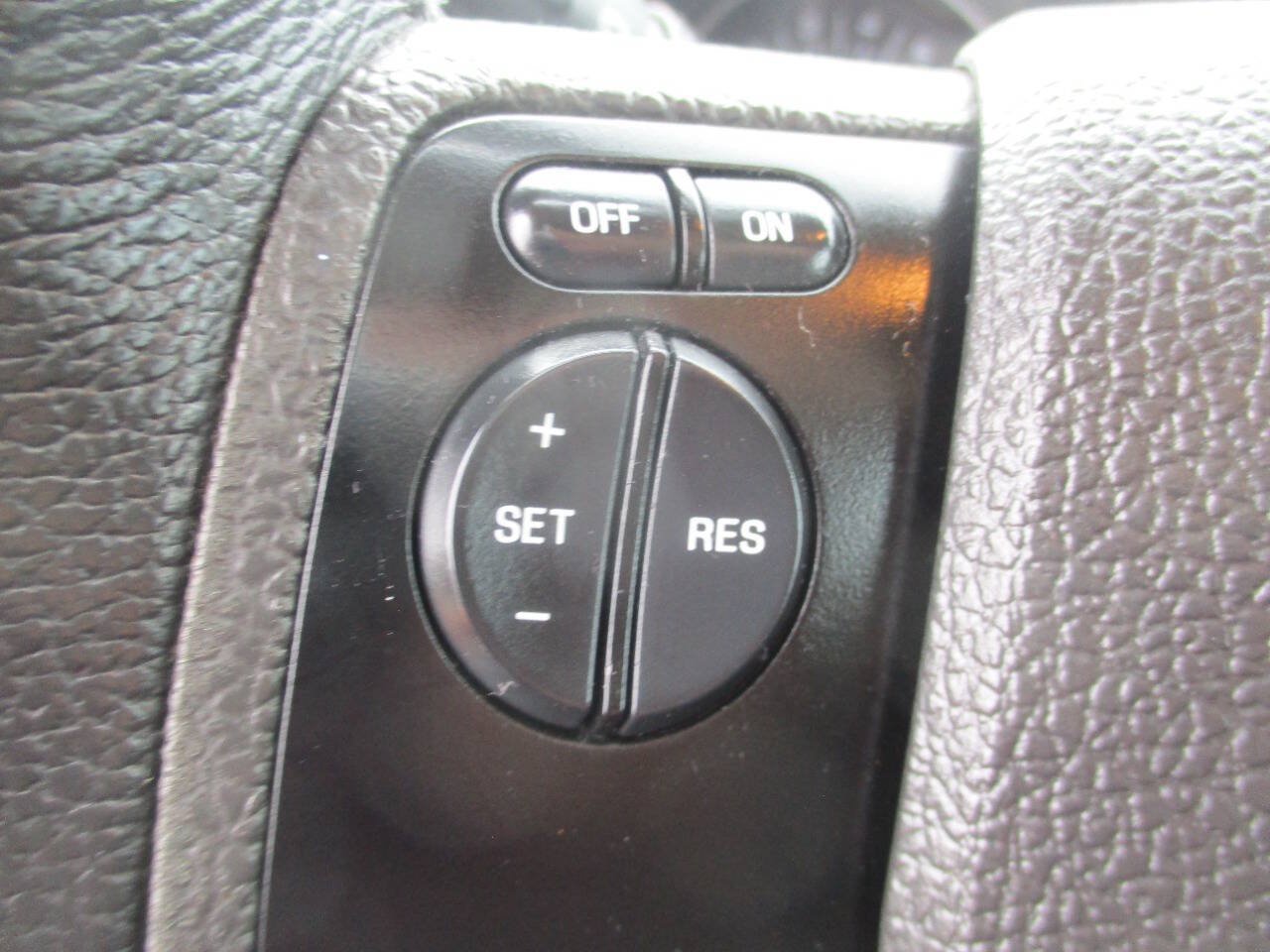 Used 2010 Ford Explorer XLT AWD/4WD image 22