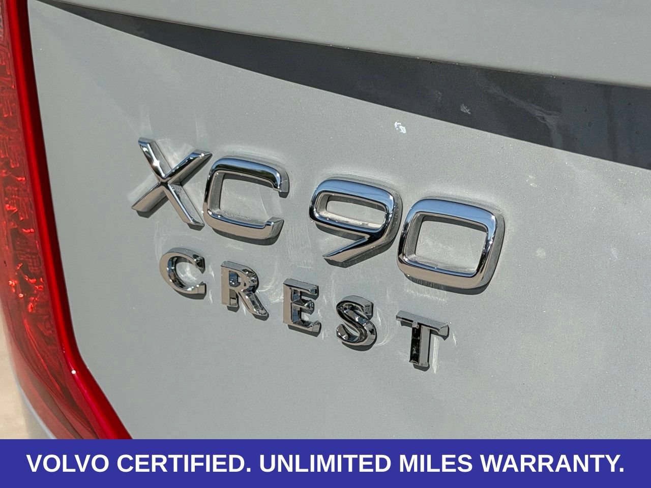 Certified 2025 Volvo XC90 B6 Plus w/ Protection Package Premier AWD/4WD image 11