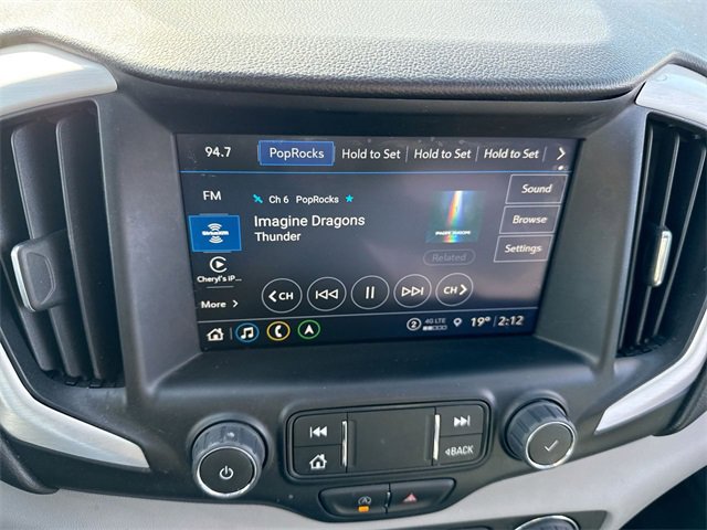 Used 2022 GMC Terrain SLT w/ Infotainment Package II image 16