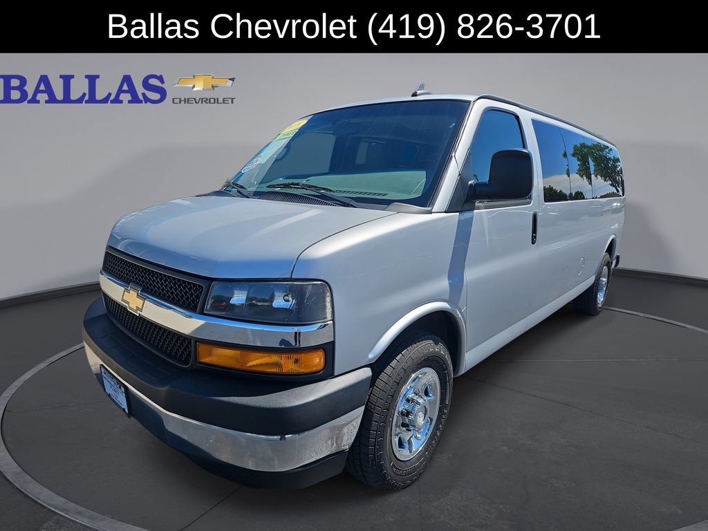 Certified 2018 Chevrolet Express 3500 LT w/ LT Preferred Equipment Group RWD image 1