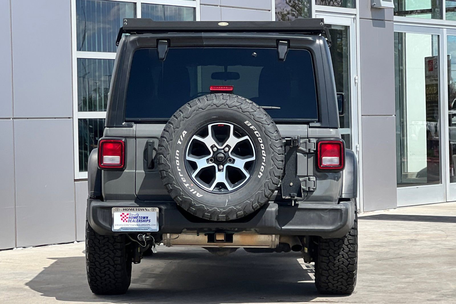 Used 2021 Jeep Wrangler Unlimited Sport image 5