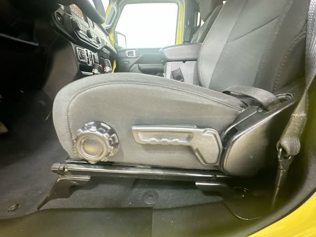 Used 2023 Jeep Wrangler Unlimited Sport AWD/4WD image 15