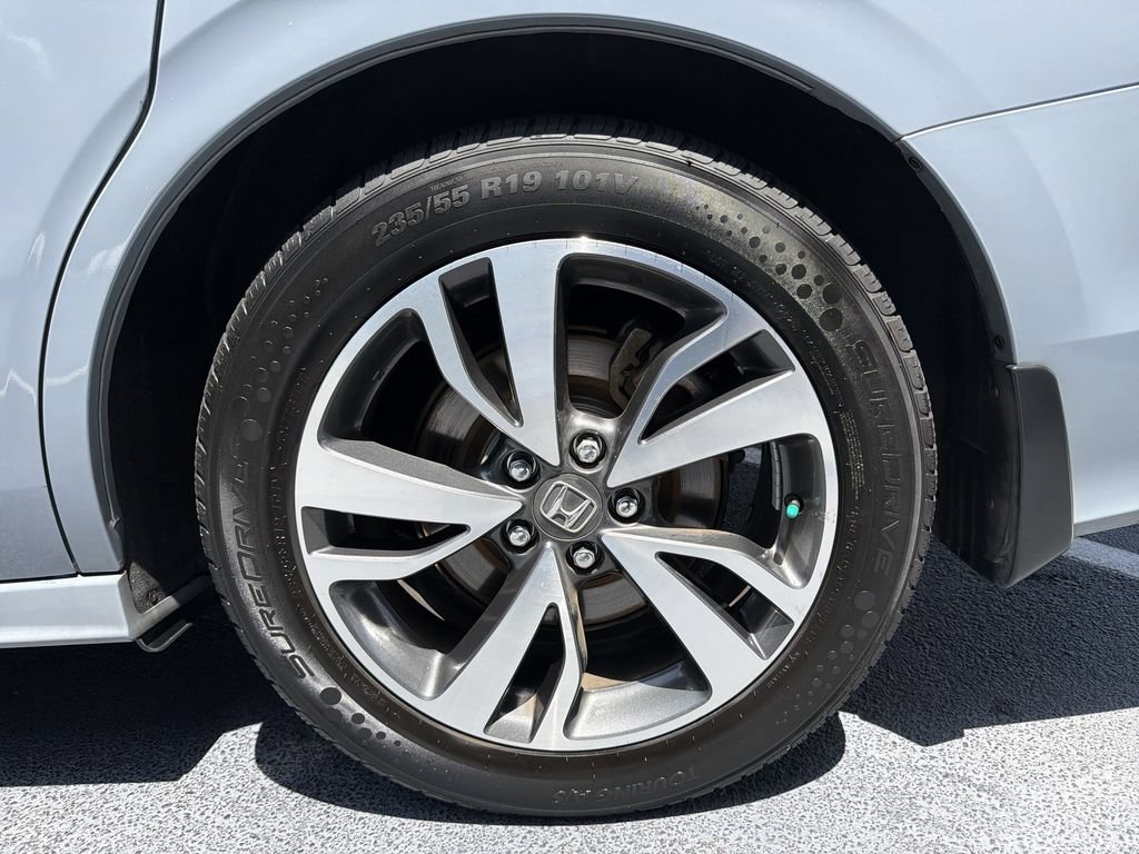 Certified 2024 Honda Odyssey Touring image 29