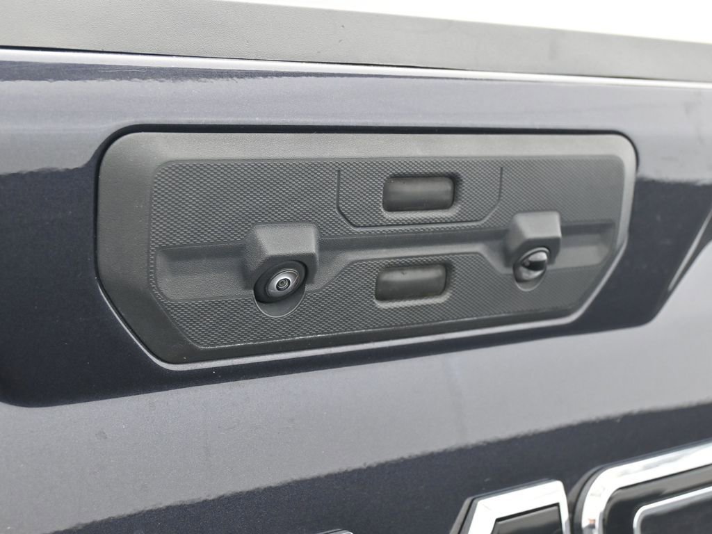 Used 2023 GMC Sierra 1500 Elevation w/ LPO, Elevation Black Package image 34