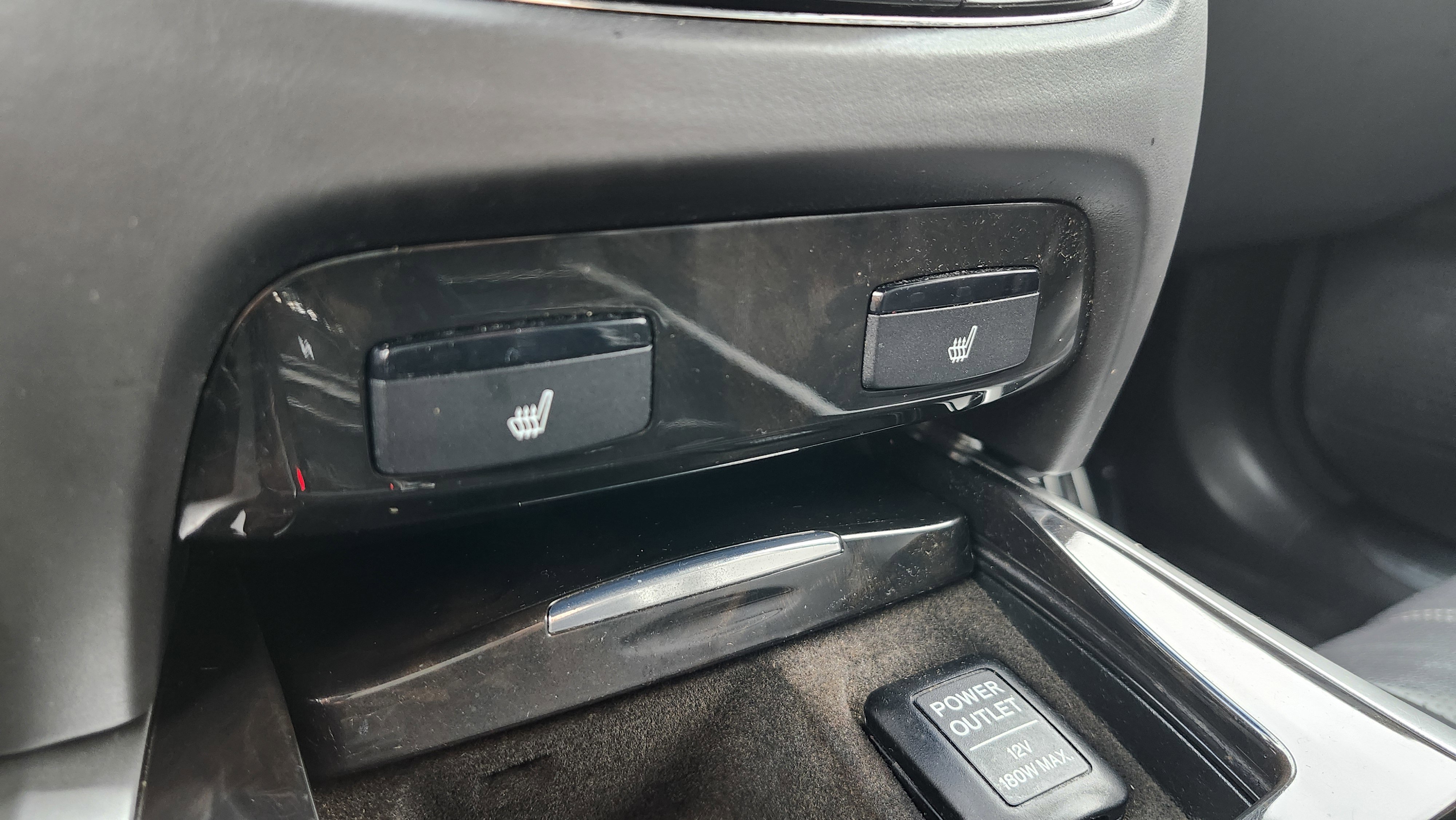 Used 2018 Acura RLX w/ Technology Package image 10