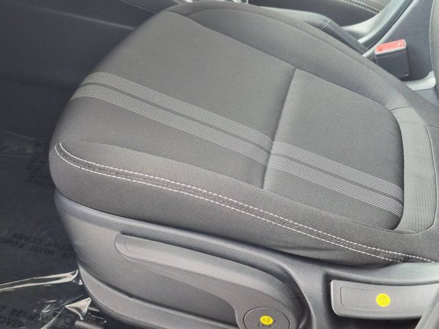 Used 2025 Hyundai Venue SEL FWD image 15