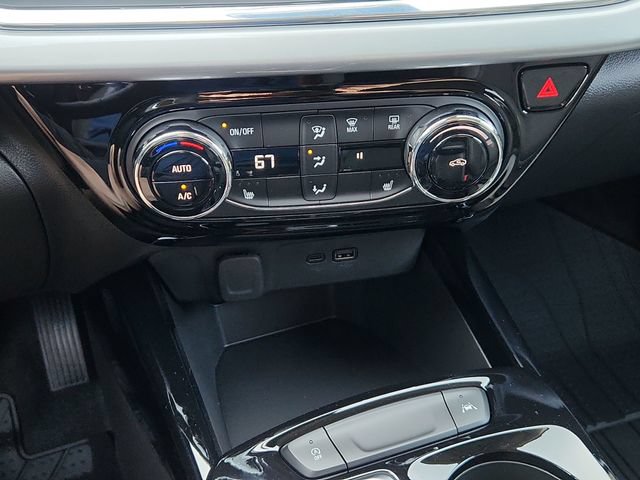 New 2026 Chevrolet Trax LT w/ Driver Confidence Package FWD image 28
