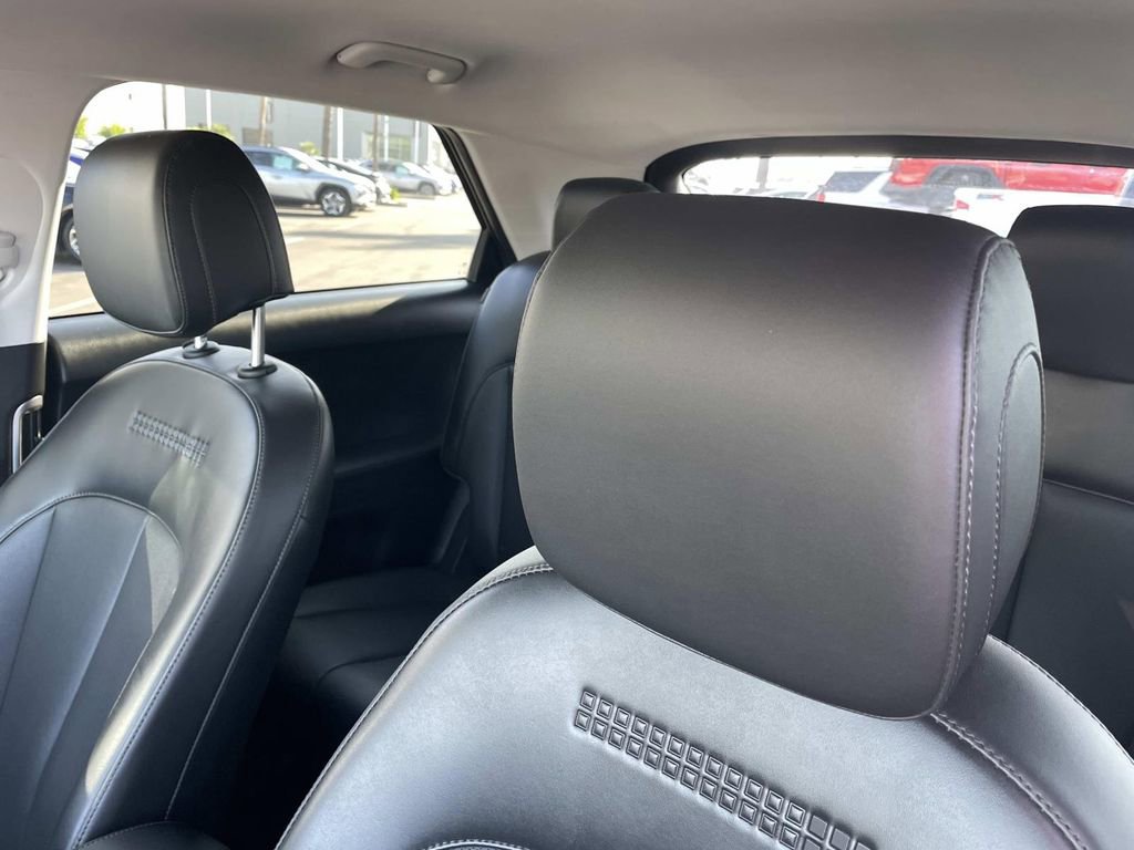 Certified 2025 Hyundai Ioniq 5 SEL image 22