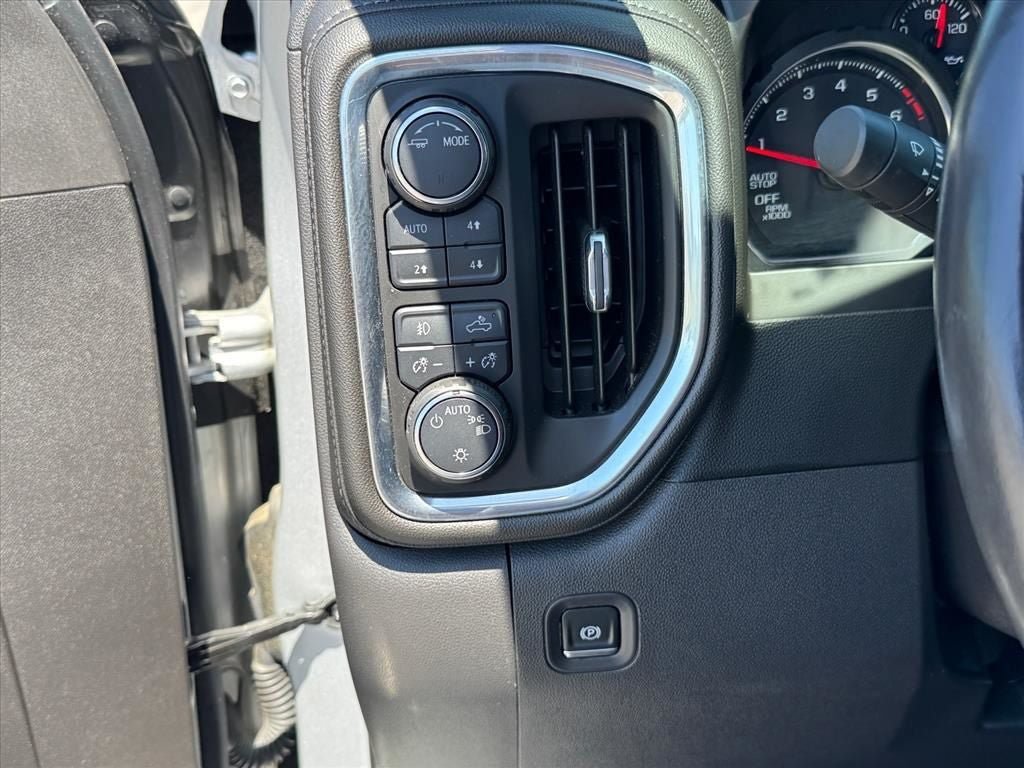 Used 2020 Chevrolet Silverado 1500 LT Trail Boss w/ Convenience Package AWD/4WD image 23