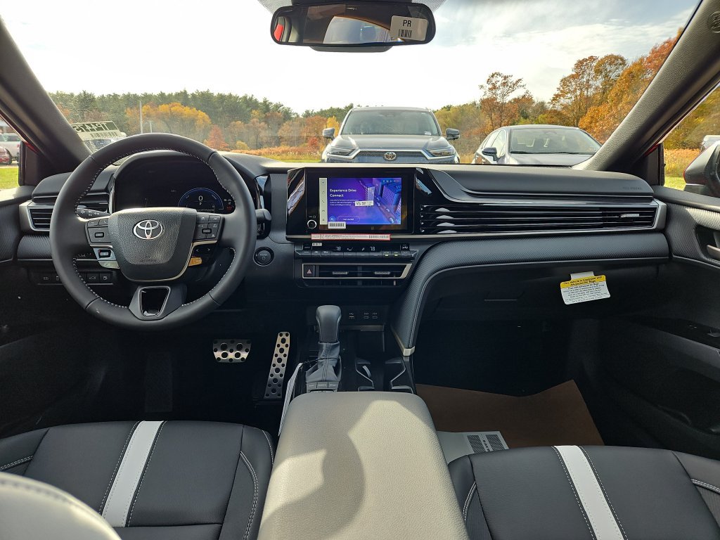 New 2026 Toyota Camry SE FWD image 4