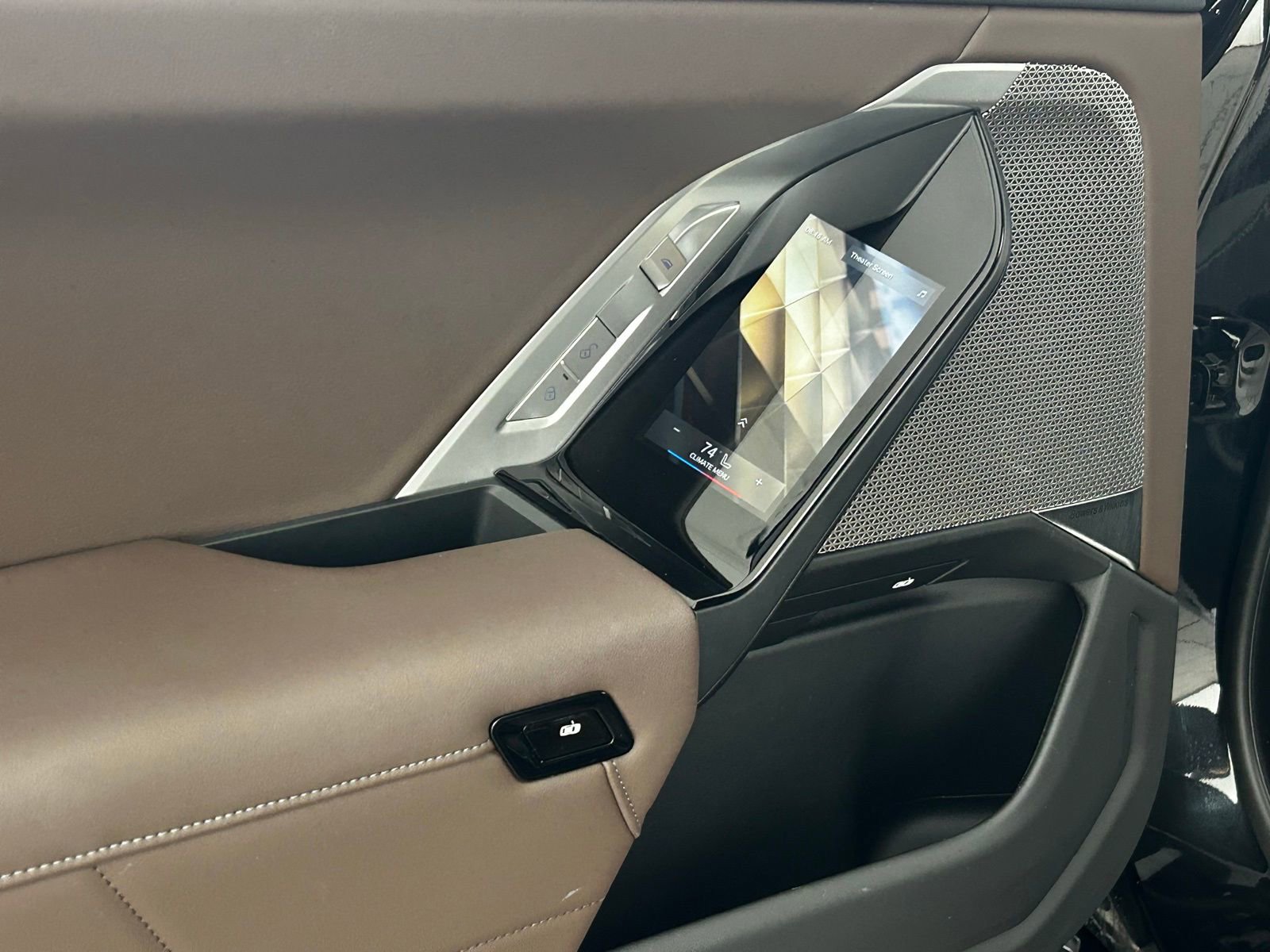 Used 2024 BMW 740i xDrive image 37