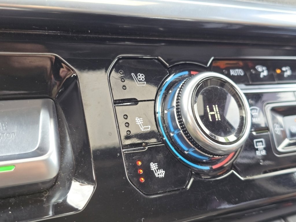 Used 2022 GMC Sierra 1500 Denali w/ Denali Reserve Package image 5