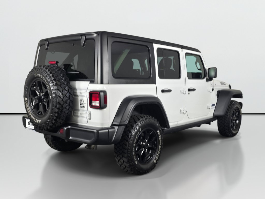 Used 2023 Jeep Wrangler Unlimited w/ Cold Weather Group AWD/4WD image 7