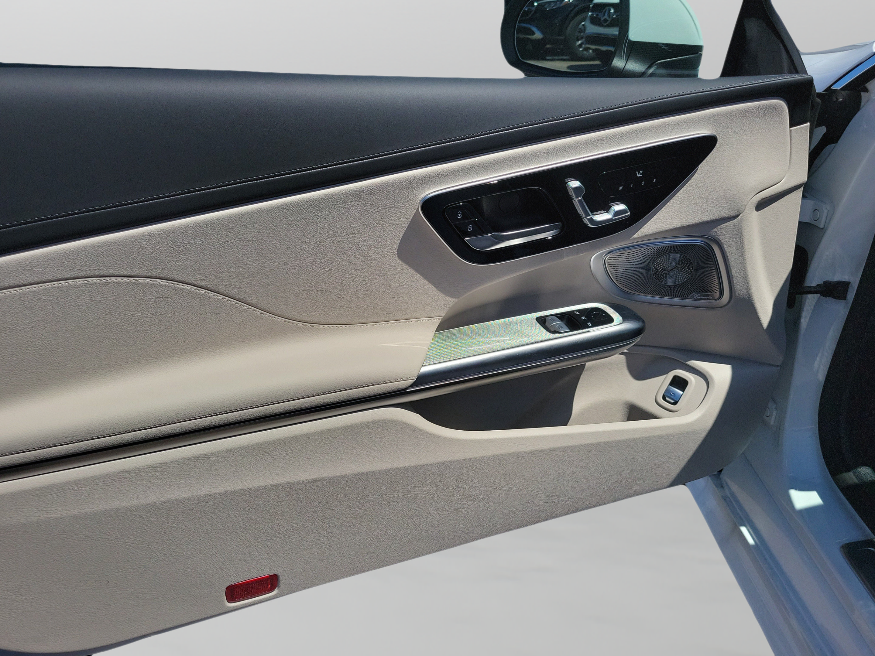 New 2026 Mercedes-Benz CLE 300 4MATIC Coupe image 7