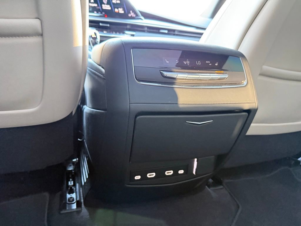 Used 2021 Cadillac Escalade Sport w/ Driver Assist Tech Package image 25