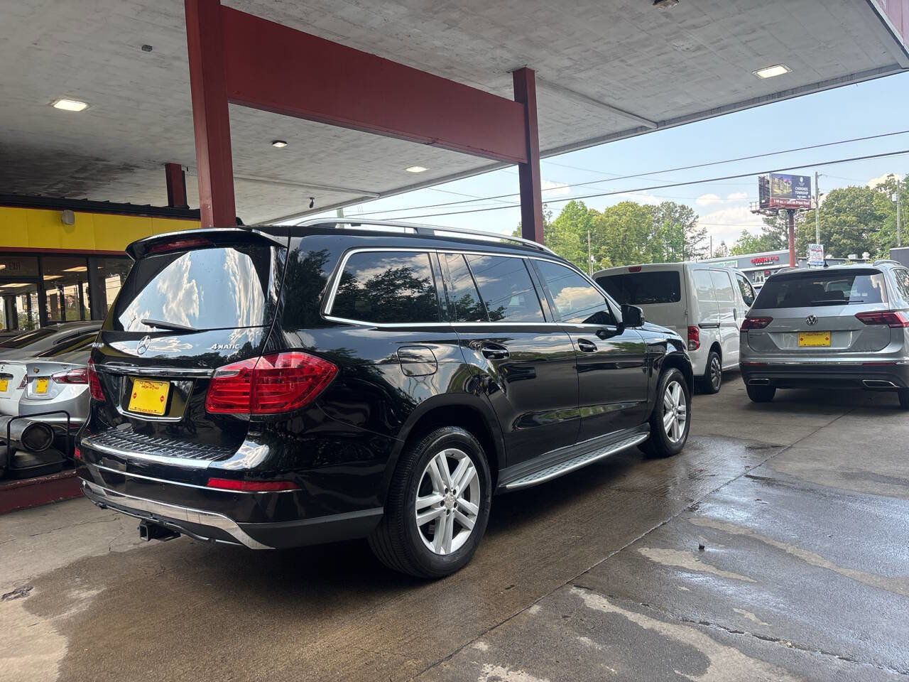 Used 2015 Mercedes-Benz GL 450 4MATIC image 5