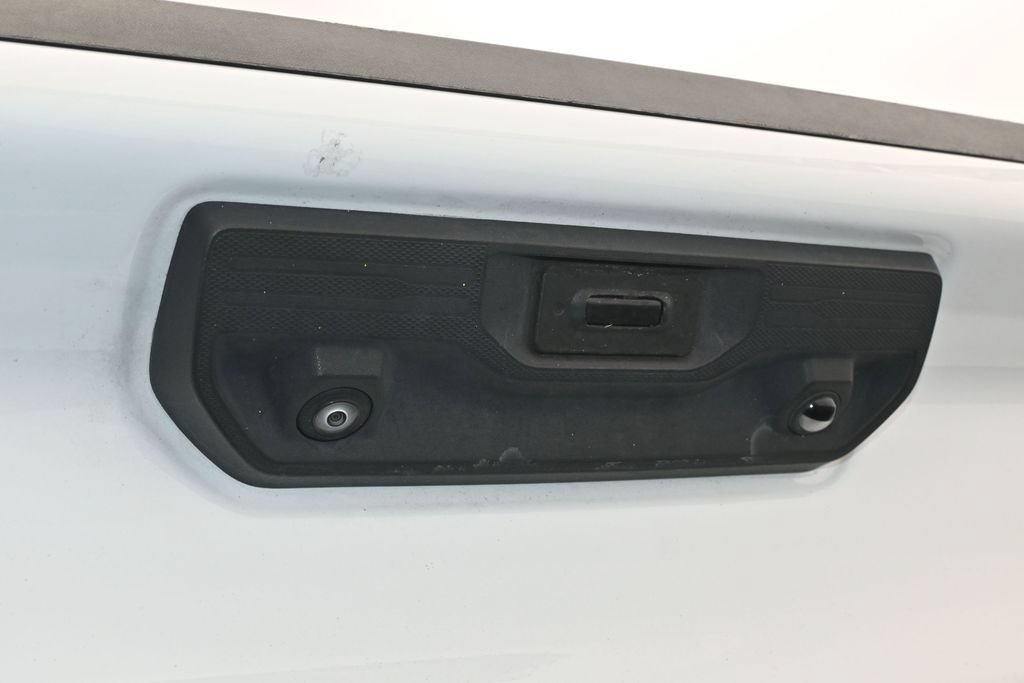 Used 2022 Chevrolet Silverado 1500 Custom RWD image 30