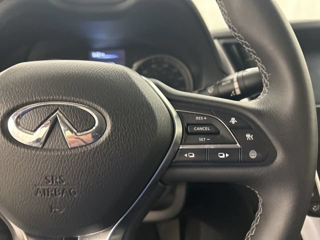 Used 2023 INFINITI Q50 Luxe AWD/4WD image 13