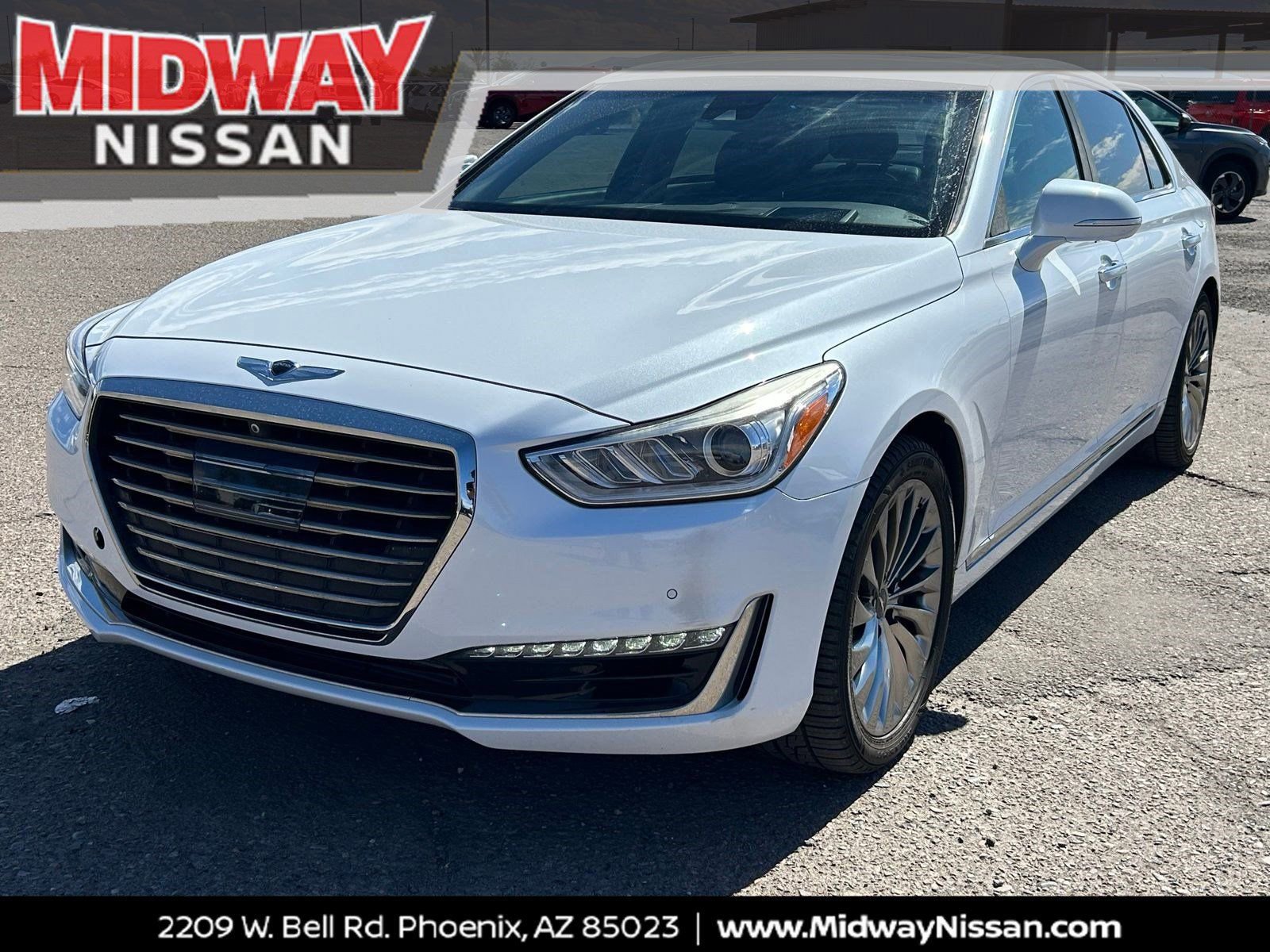 Used 2017 Genesis G90 3.3T Premium image 1