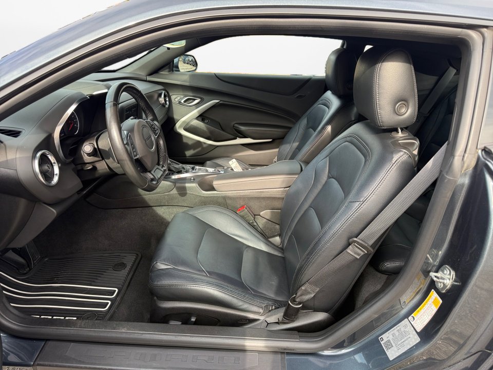 Used 2019 Chevrolet Camaro LS image 9